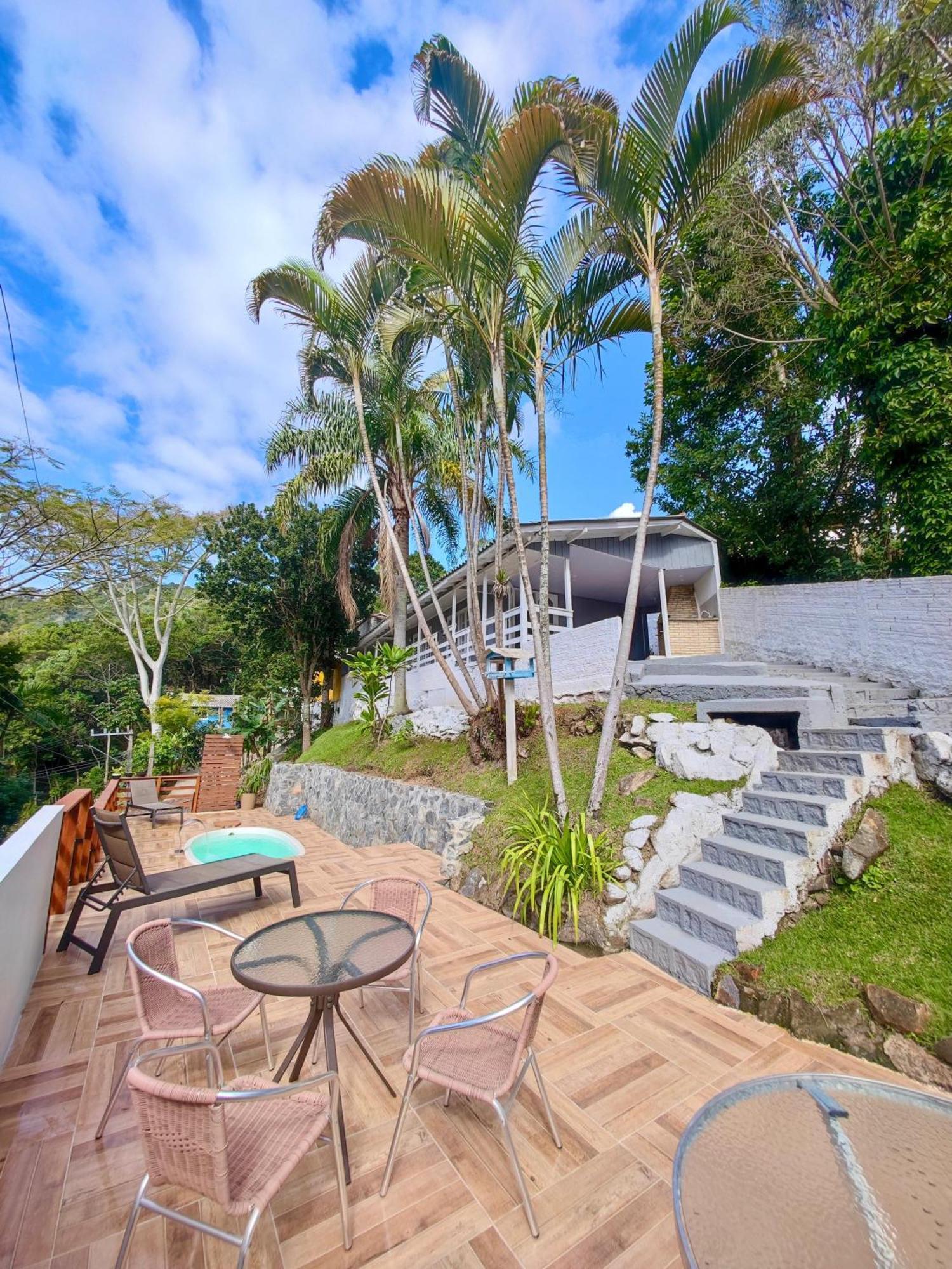 Gray House - Com Piscina Pertinho Do Mar! Villa Palhoca Exterior photo